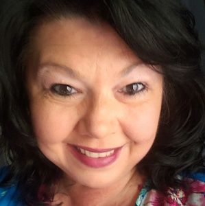 Meet your Posher, Theresa